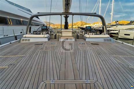 Pendennis Wally 106