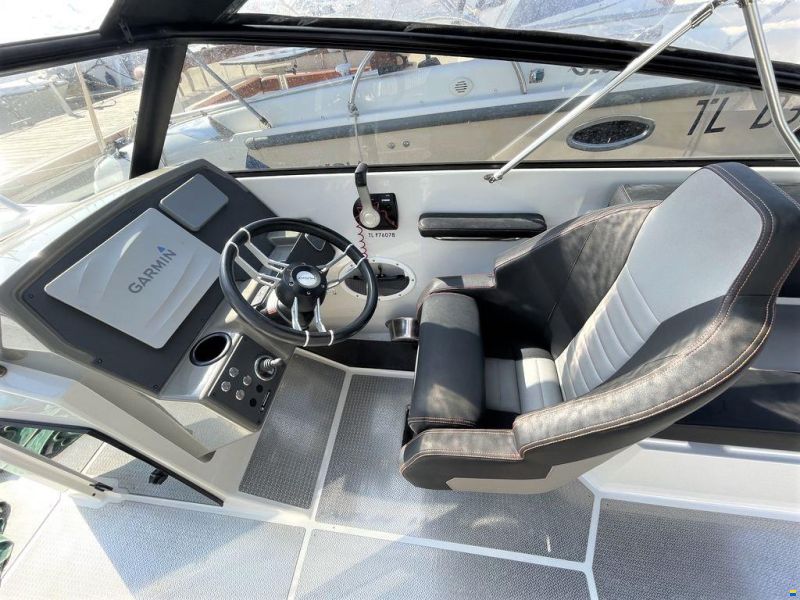 Finnmaster R 8 Husky