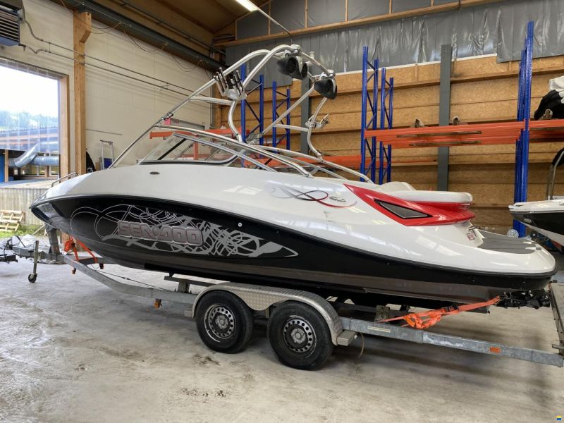 Sea-Doo Challenger 230 Wake 430 PS