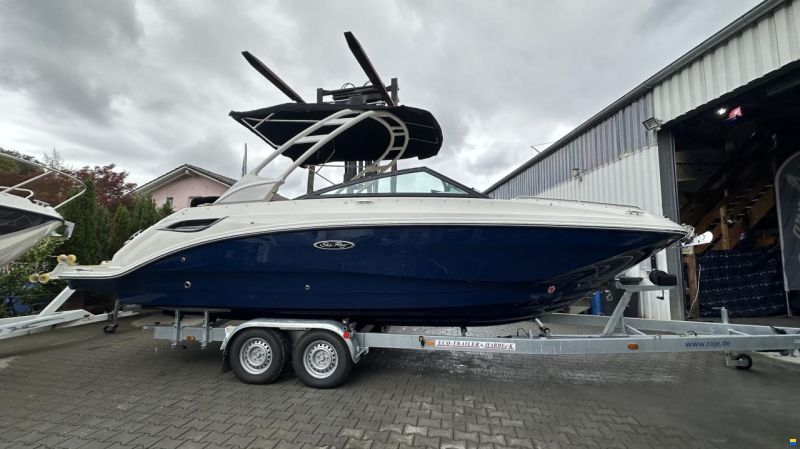 Sea Ray SDXE 250 & Trailer