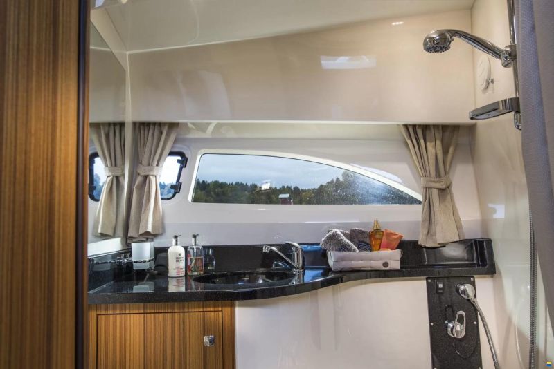 Marex 310 Sun Cruiser