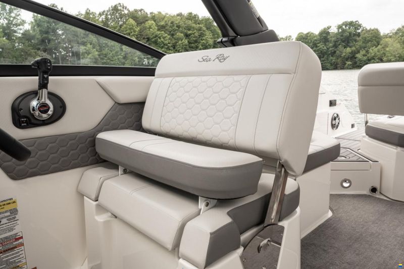 Sea Ray SDX 250 Europe