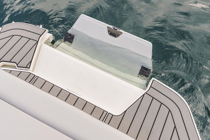 Sea Ray SDX 250 Europe