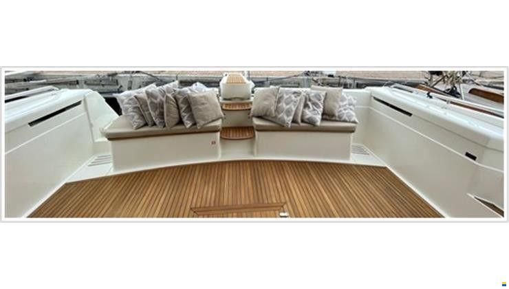 Ferretti 620 Fly