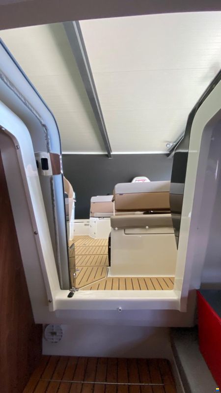 Quicksilver Activ 755 Cruiser