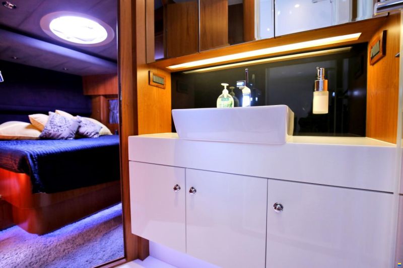 Elegance 60 Open
