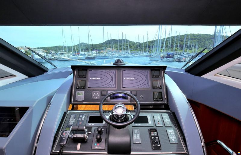 Elegance 60 Open