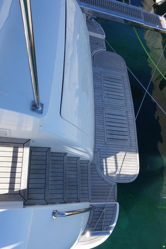 Elegance 60 Open
