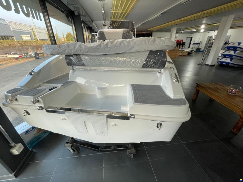 Idea Marine Marine 53