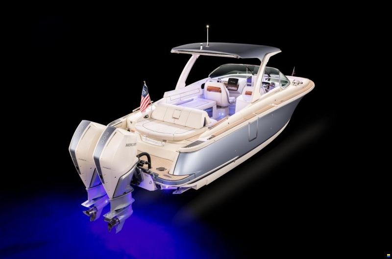 Chris Craft Launch 31 GT Outboard