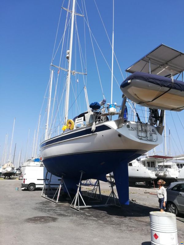 Hallberg-Rassy 53