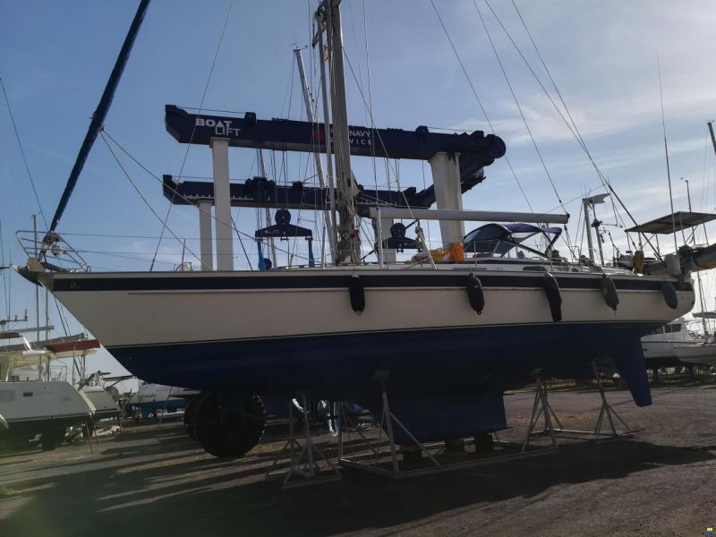 Hallberg-Rassy 53