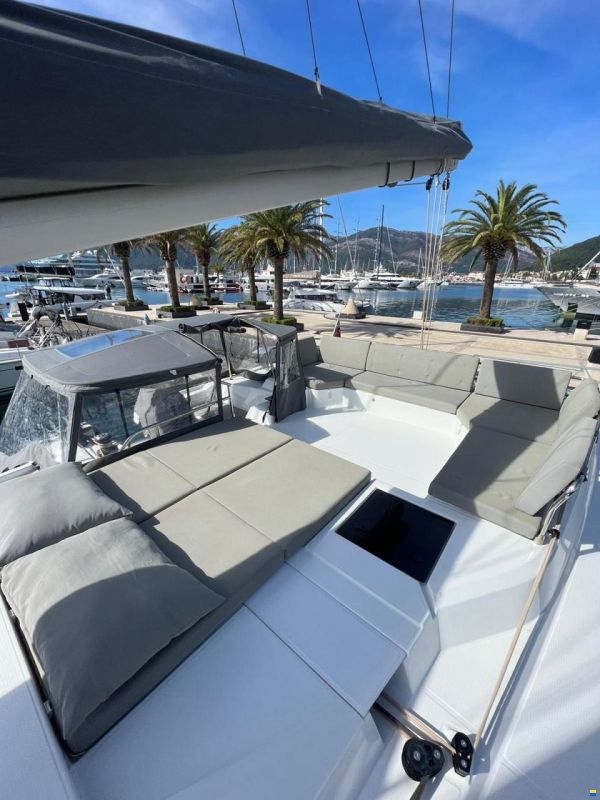 Fountaine Pajot Elba 45