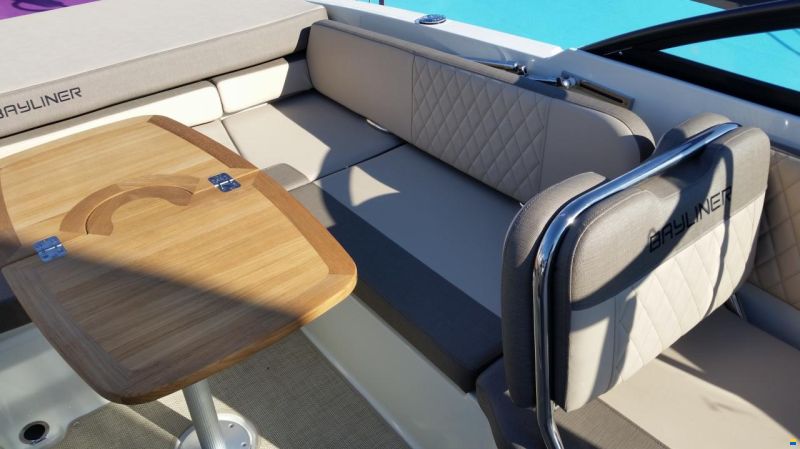 Bayliner VR6 CUO