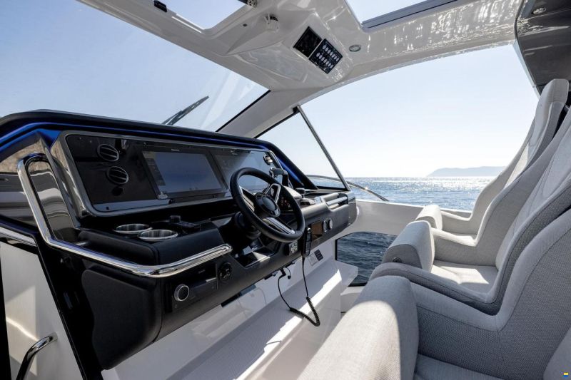Azimut Verve 42