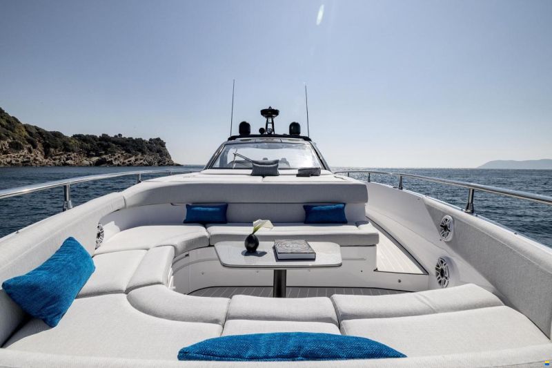 Azimut Verve 42