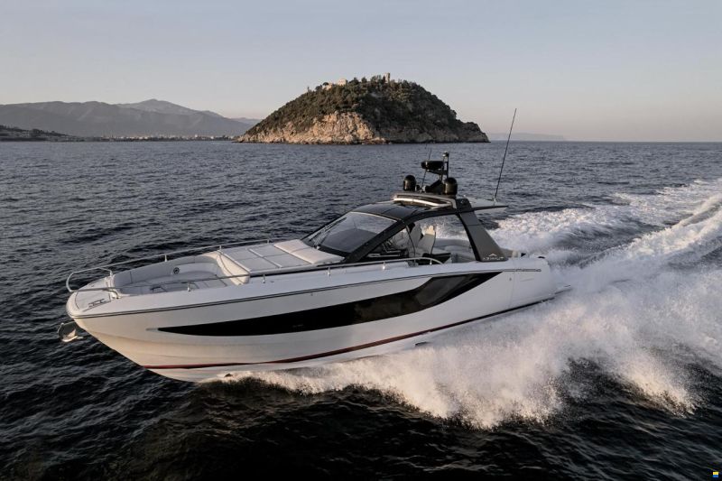 Azimut Verve 42