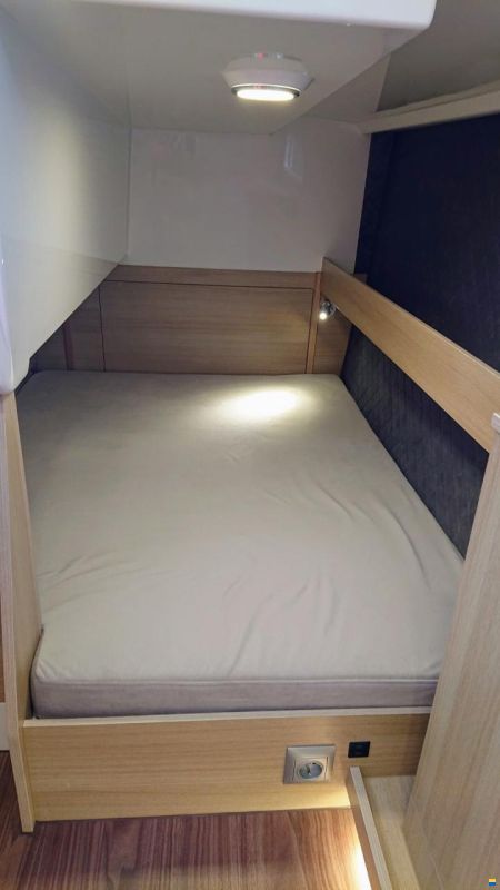 Nautic Yachts 990 / NEON 990