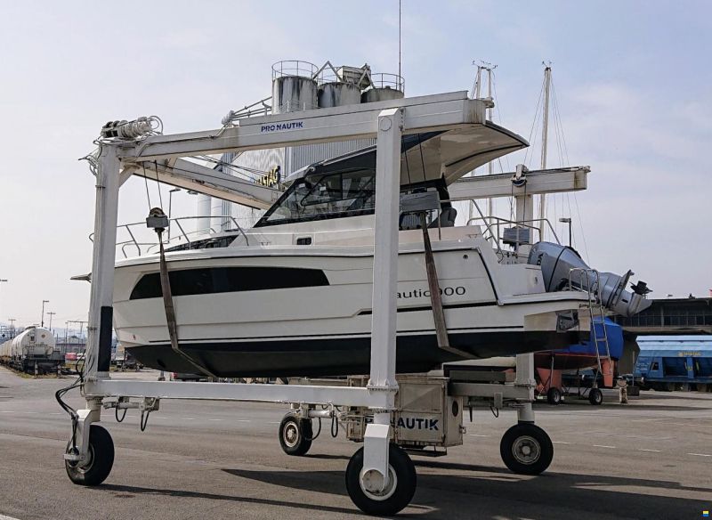 Nautic Yachts 990 / NEON 990