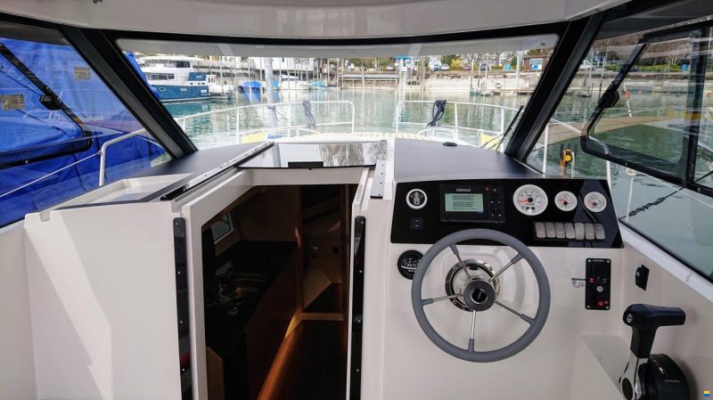 Nautic Yachts 990 / NEON 990