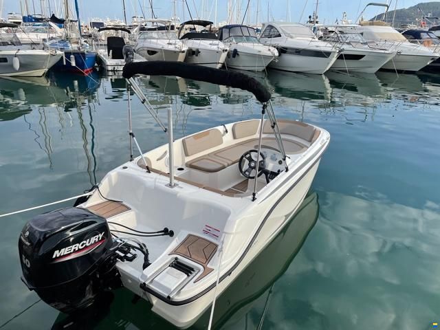 Quicksilver Activ 475 Axess  und Trailer