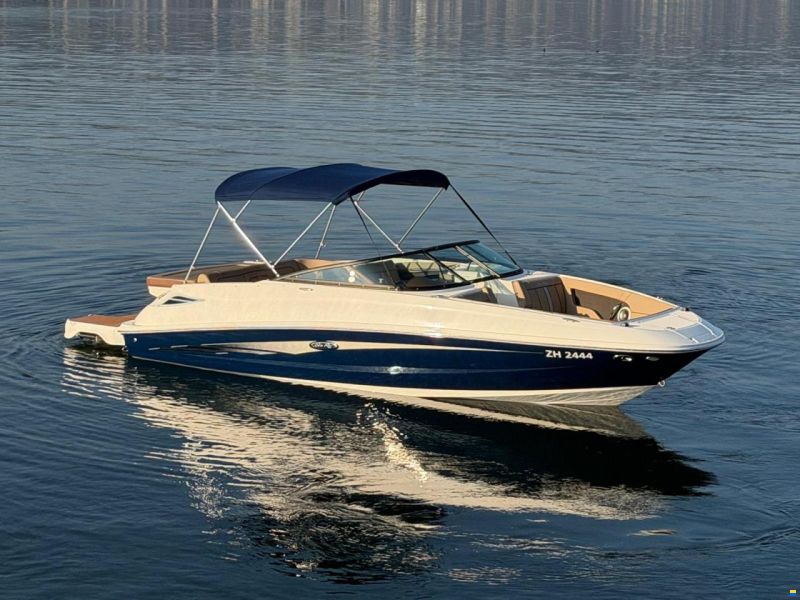 Sea Ray 240 Sundeck