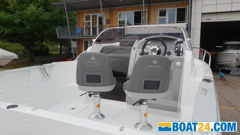 Jeanneau Cap Camarat 6.5 WA series 2