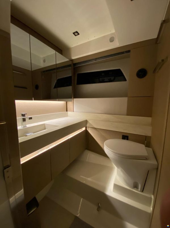 Prestige 520 Fly