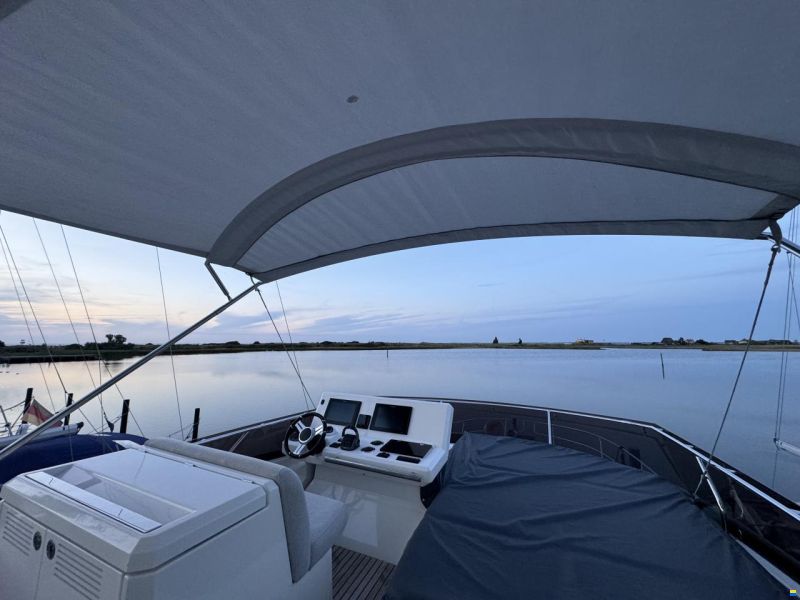 Prestige 520 Fly
