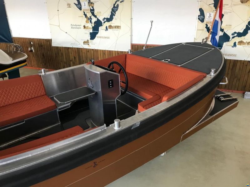VanVossen Sloep 650
