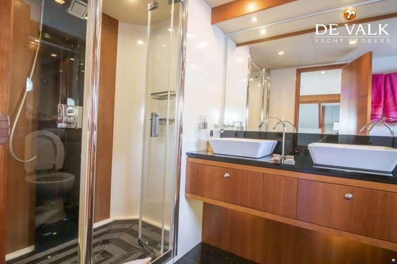 Sunseeker 86 Yacht
