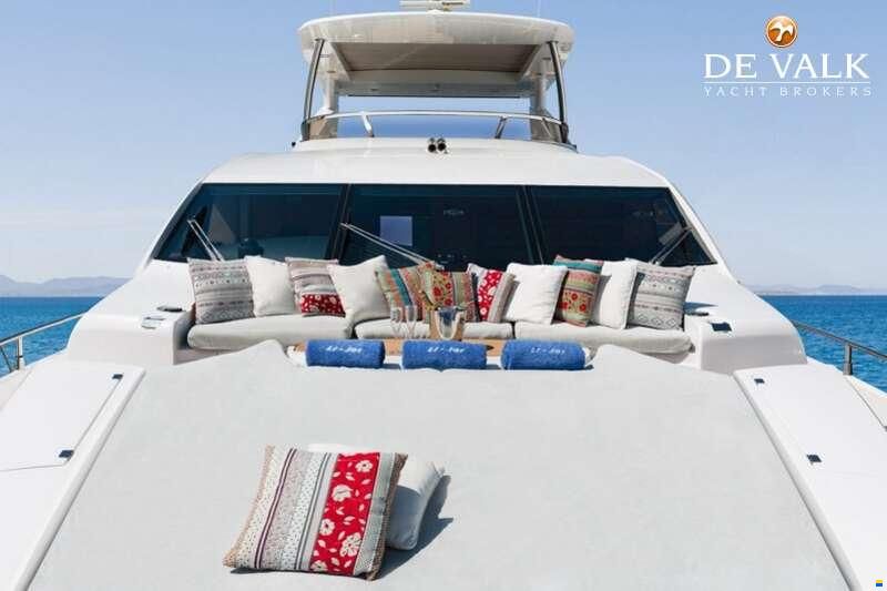 Sunseeker 86 Yacht