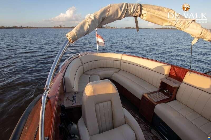 Ventura 28