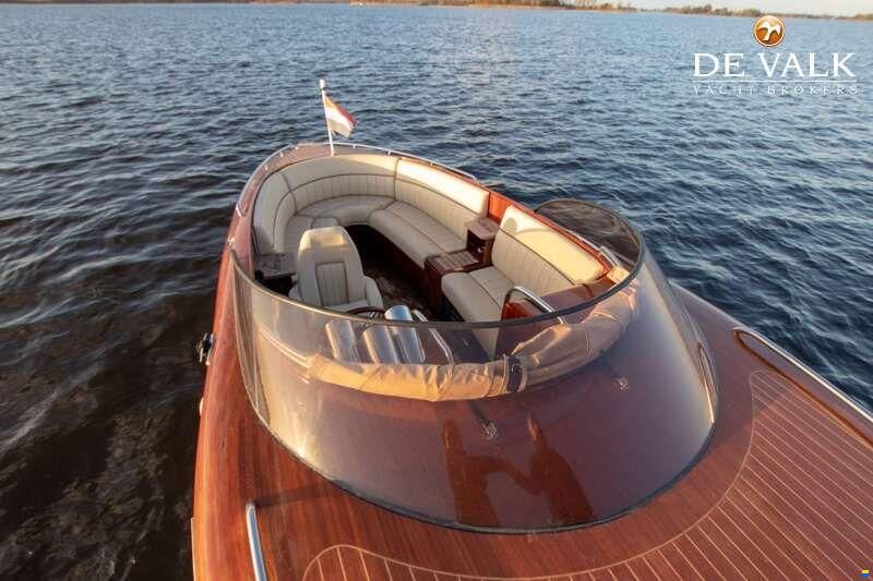 Ventura 28
