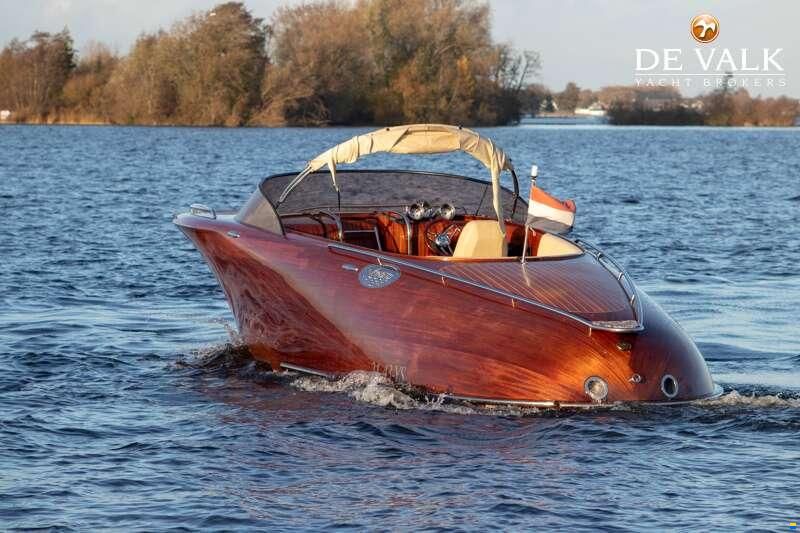 Ventura 28
