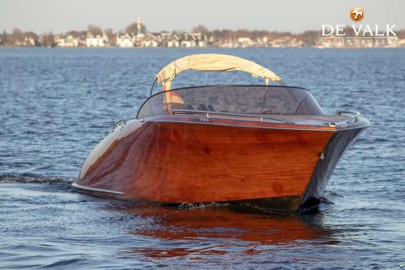 Ventura 28