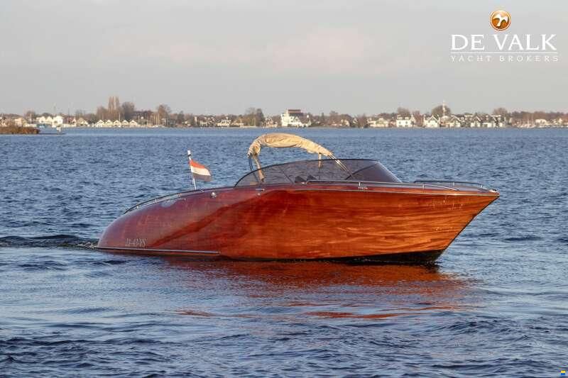 Ventura 28