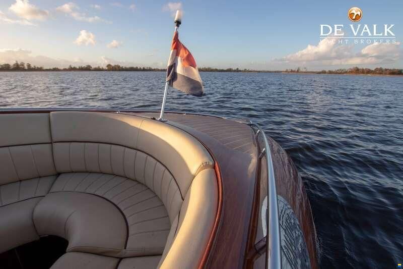 Ventura 28