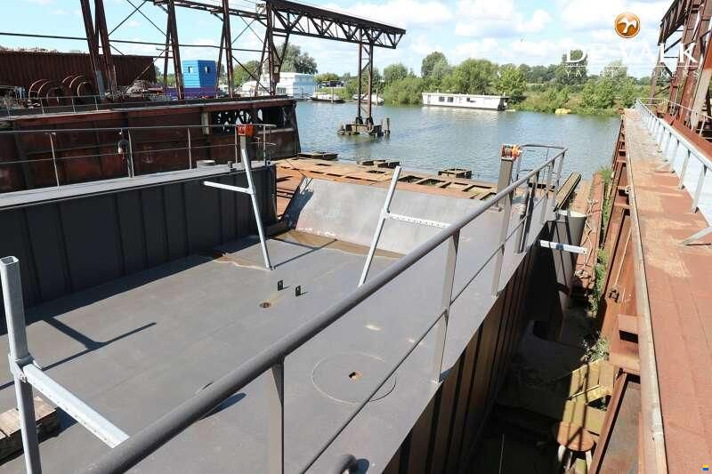 Dock