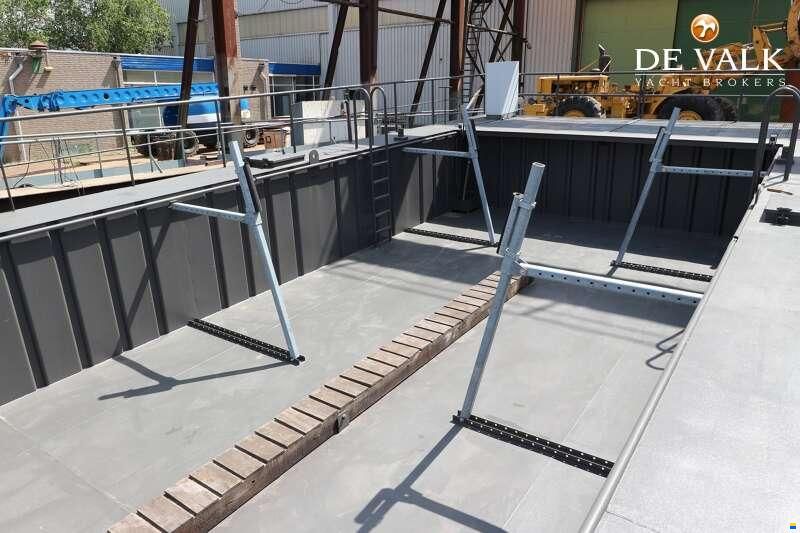Dock
