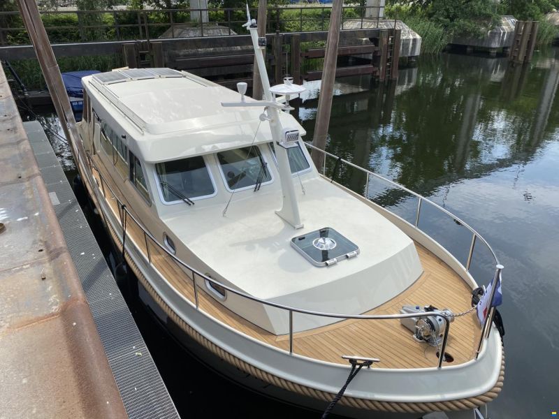 Linssen Grand Sturdy 35.0 Sedan