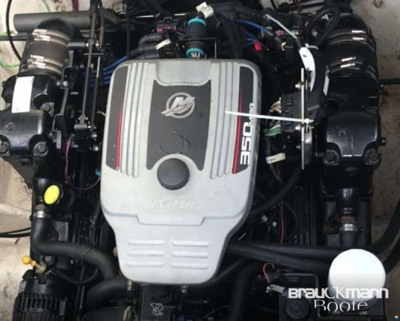 Maxum 2700 SRC