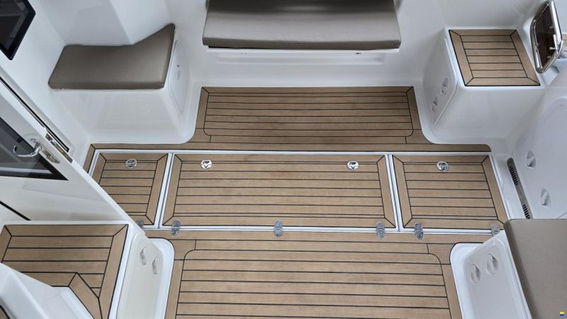 The Captains Fisher 660