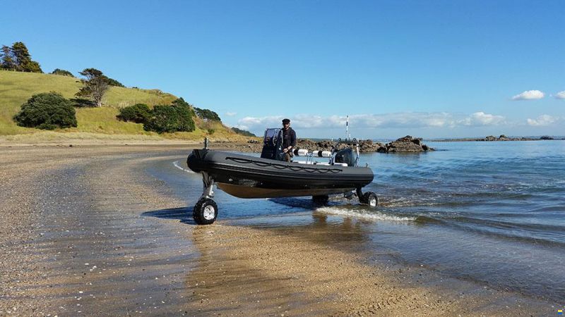 Sealegs 7.1M SPORT RIB