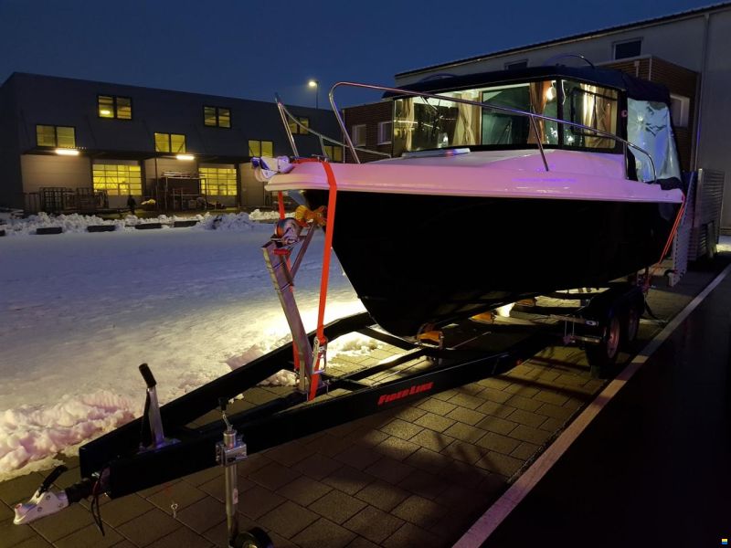 DarekCo Texas Pilothouse 610 Black Edition