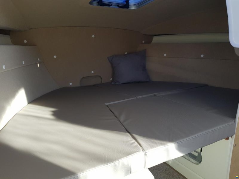 DarekCo Texas Pilothouse 610 Black Edition