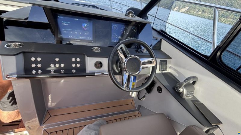 Aquador 300HT, Swiss Edition, De Luxe