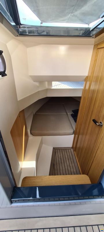 Rand Boats Escape 30