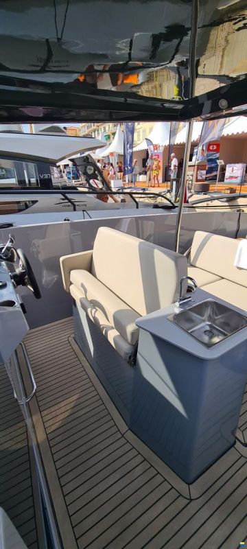 Rand Boats Escape 30