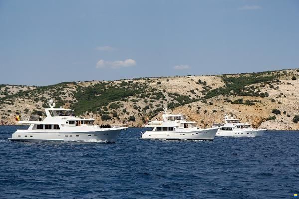 Selene 62
